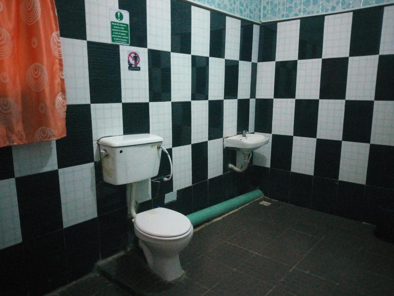 Crown Hotel Ibadan Quarto foto
